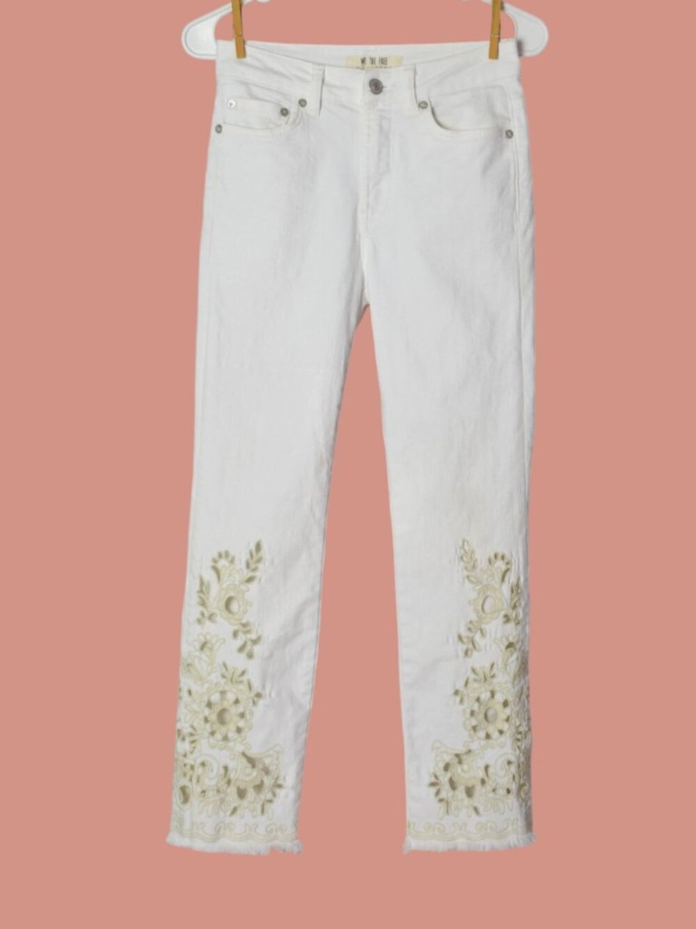WE THE FREE CUT OUT FRAYED HEM WHITE EMBROIDERED JEANS